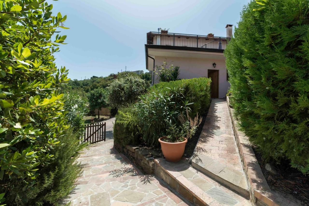 B&B Albachiara Casa Di Campagna Ogliastro Cilento Exterior foto